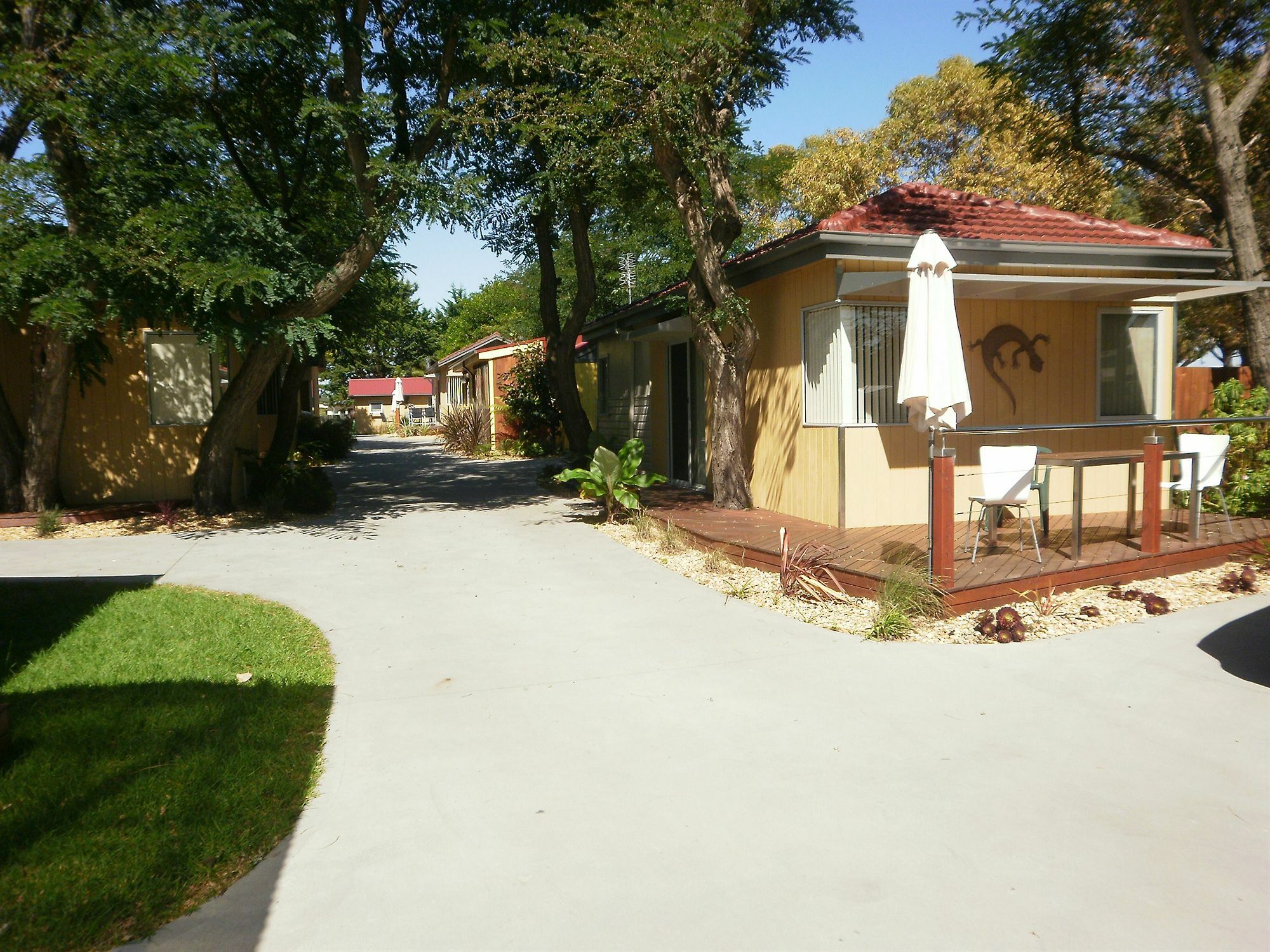 Kickback Cottages เลคส์เอนทรานส์ ภายนอก รูปภาพ